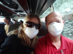 Busfahrt nach Besi Sahar